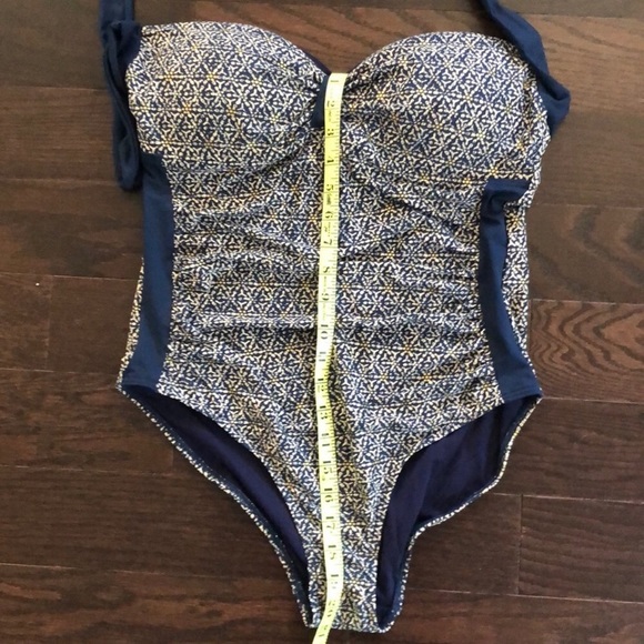 Nip Tuck Swim one piece - Picture 6 of 7